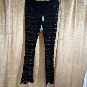 Miken Womens Crocet Scalloped Pants
Swim Cover-Up size medium new
